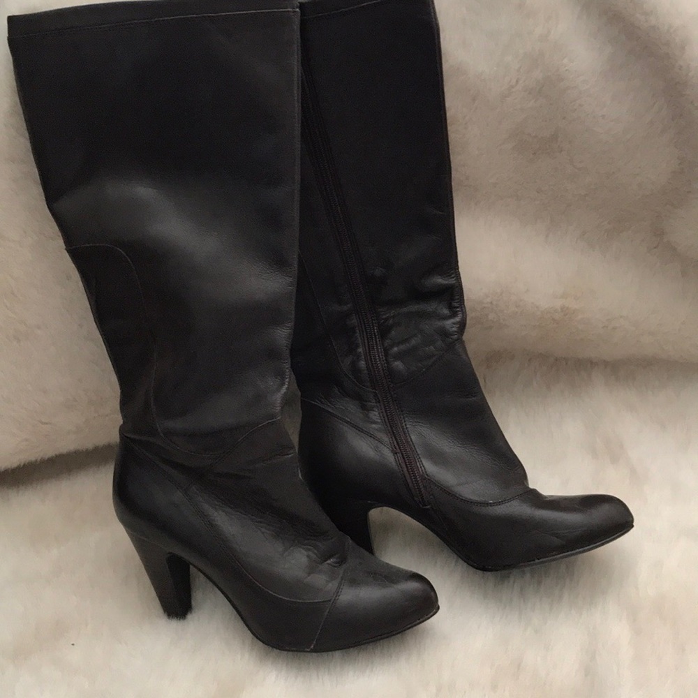 🔥Tall 🔥brown 🔥leather🔥 boots🔥
